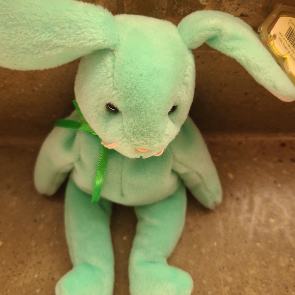 Extremely Rare 1996 Ty Beanie Baby Hippity Mint Green Bunny Rabbit Plush Toy - Picture 6 of 7